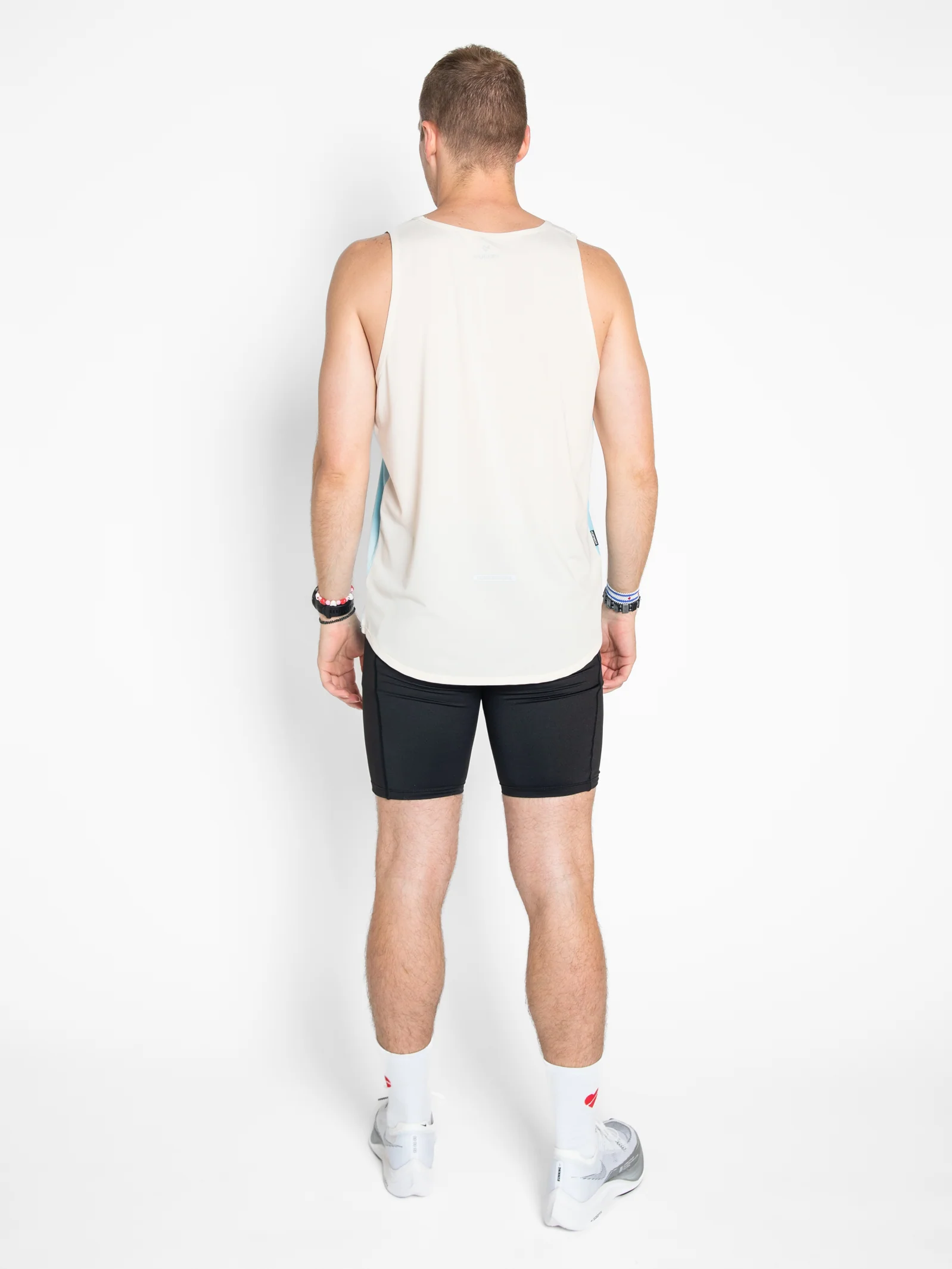 Heartbreak Men's Elevation Singlet - Image 8