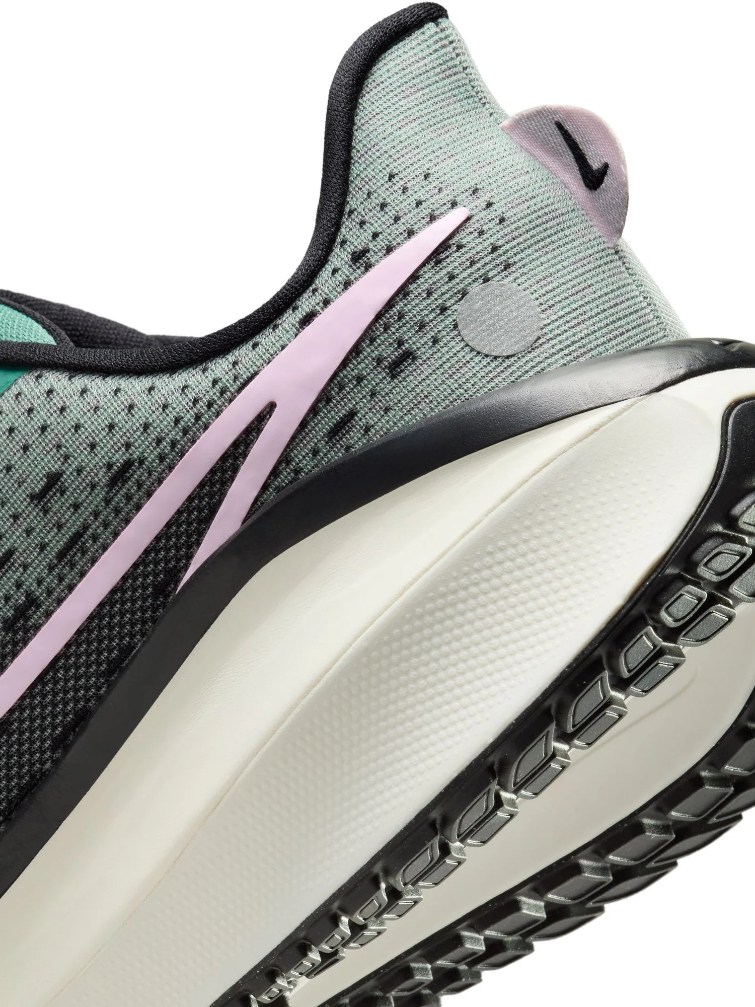 Nike Air Zoom Vomero 17 Women's Shoe - Image 76