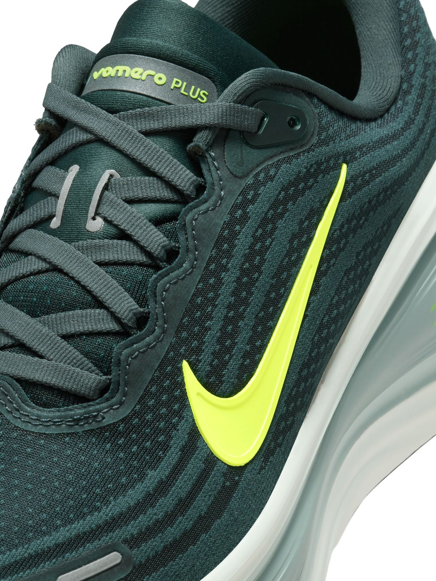 Nike Air Zoom Vomero Plus Men's Shoes - Image 51