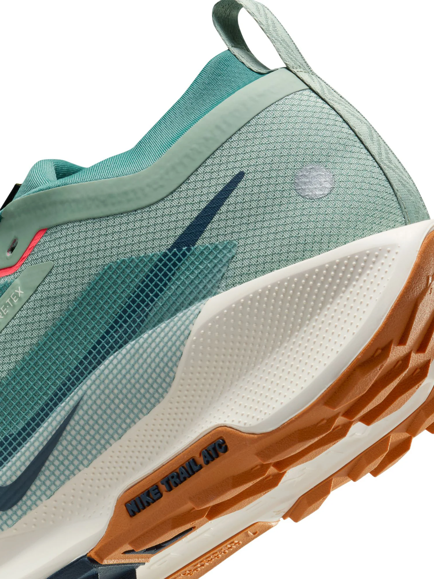Nike Pegasus Trail 5 GORE-TEX Men's Shoes - Image 11