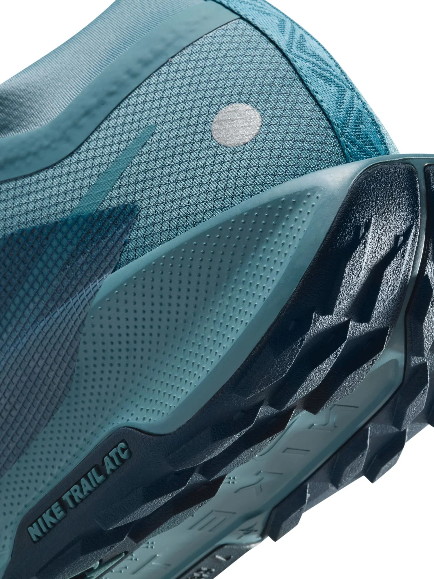 Nike Pegasus Trail 5 GORE-TEX Men's Shoes - Image 18