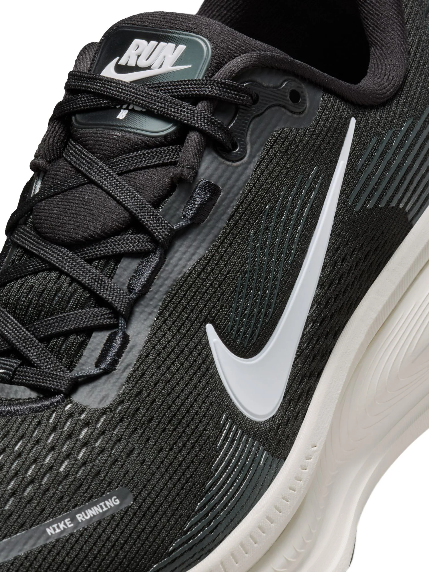 Nike Vomero 18 Women's Shoe - Image 98